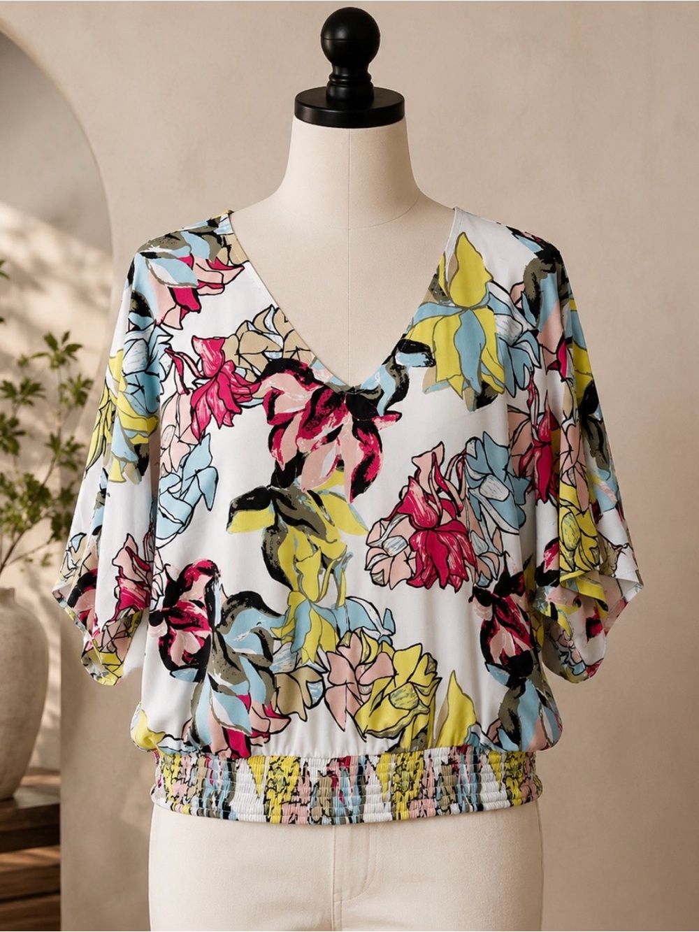 White House Black Market Floral V-Neck Smocked Hem Top - White Multi
